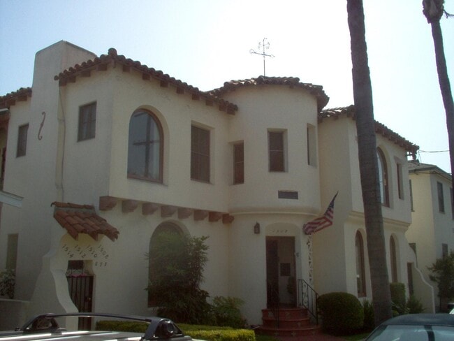 5-1508 in Long Beach, CA - Foto de edificio - Building Photo