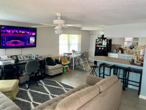 333 15th Ave S-Unit -B in Surfside Beach, SC - Building Photo - Building Photo