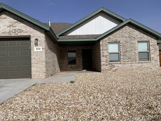 5610 Kemper St in Lubbock, TX - Foto de edificio - Building Photo