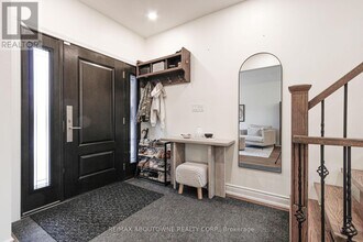 3301 Nadine Crescent in Mississauga, ON - Building Photo - Building Photo