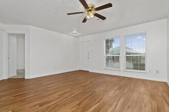 5141 Caicos Calle in Dickinson, TX - Building Photo - Building Photo
