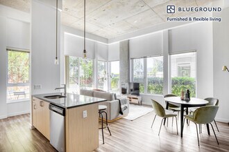 12269 NE 12th Ln in Bellevue, WA - Building Photo - Building Photo