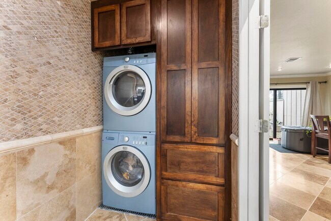 2209 W Settler's Way in The Woodlands, TX - Building Photo - Building Photo