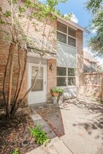 1433 Cedar Post Ln in Houston, TX - Building Photo - Building Photo