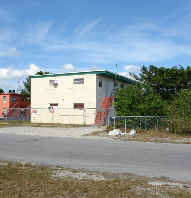 837 SW 5th St in Homestead, FL - Building Photo - Building Photo