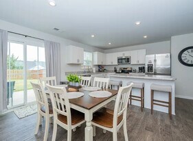 408 Maplestead Farms Ct in Greenville, SC - Building Photo