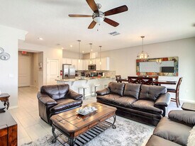 5142 Adelaide Dr in Kissimmee, FL - Building Photo