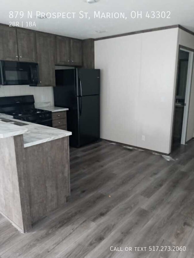 879 N Prospect St in Marion, OH - Building Photo - Building Photo