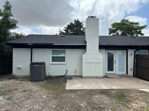 3837 Burning Tree Ln in Garland, TX - Building Photo - Building Photo