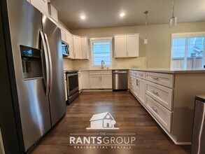 2209 Trl Vw St NE in Olympia, WA - Building Photo - Building Photo