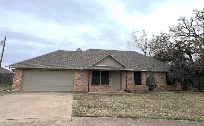 property at 624 Johnathon Ct