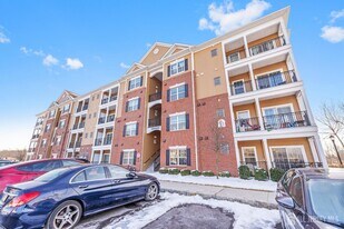 917 Campbell St in South Plainfield, NJ - Building Photo