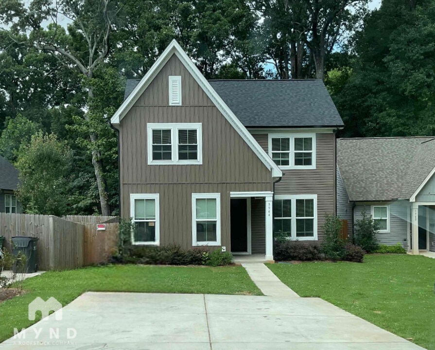 3944 Cushman St in Charlotte, NC - Building Photo