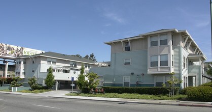 Foothill Family Apartments in Oakland, CA - Building Photo - Building Photo