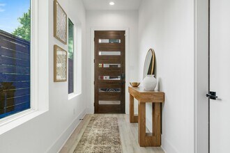 3410 Baer St in Houston, TX - Building Photo - Building Photo