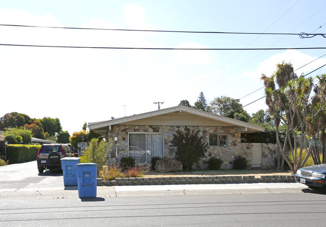 Lamplighter in Palo Alto, CA - Building Photo - Building Photo