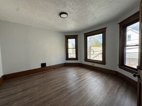124 Fayette St in Morgantown, WV - Building Photo - Building Photo