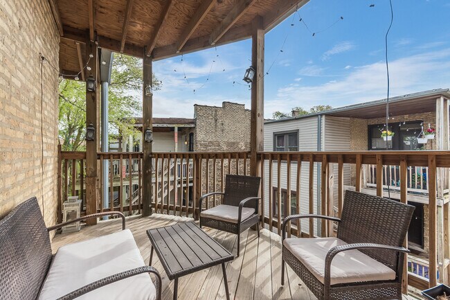 1517 W Jonquil Ter, Unit 3F in Chicago, IL - Building Photo - Building Photo