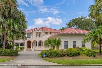 1630 Pine St, Unit 1E in Melbourne Beach, FL - Building Photo - Building Photo