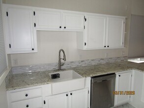 1470 Tammy Way in Santa Rosa, CA - Building Photo - Building Photo