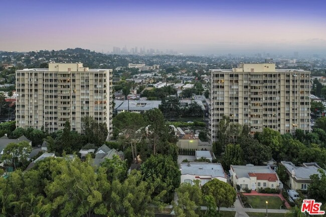 4411 Los Feliz Blvd in Los Angeles, CA - Building Photo - Building Photo