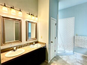 216 Joshua Cir in Smithfield, VA - Building Photo - Building Photo