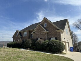 5511 Ginkgo Rd in Collegedale, TN - Building Photo