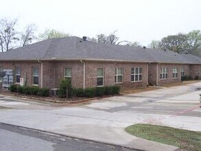 224 S Line St in Weatherford, TX - Building Photo - Building Photo