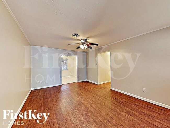 4612 Motley Dr in Mesquite, TX - Building Photo - Building Photo