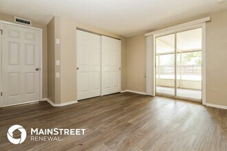 8020 Riverside Dr N in St. Petersburg, FL - Building Photo - Building Photo