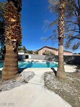 4560 Rancho Hills Dr in Las Vegas, NV - Building Photo - Building Photo
