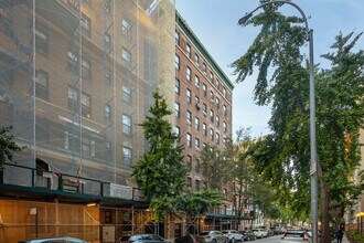 304 W 89th St in New York, NY - Building Photo - Building Photo