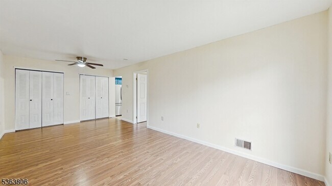 34 Howard Ct in Newark, NJ - Building Photo - Building Photo
