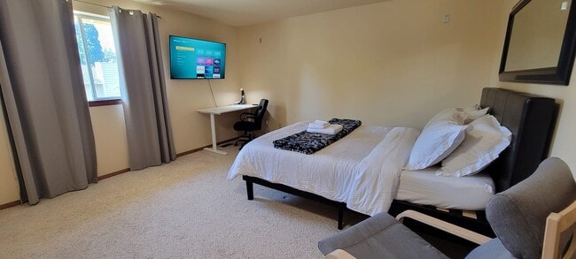 property at 19925 Wallingford Ave N