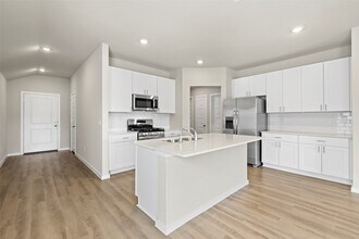 166 Sterling River Ln in Magnolia, TX - Foto de edificio - Building Photo