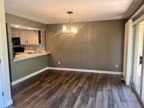 634 Sandy Summit Dr in Ballwin, MO - Building Photo - Building Photo