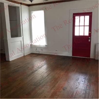 property at 214 S Bonner St