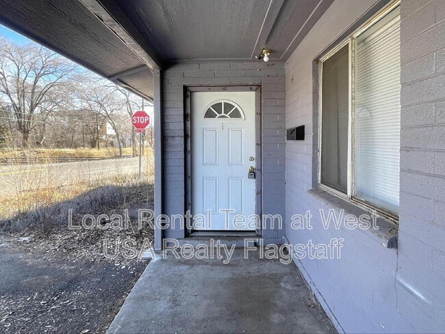 117 E Ellery Ave in Flagstaff, AZ - Building Photo - Building Photo