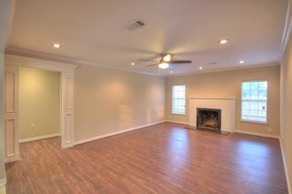 3205 Charleston St in Houston, TX - Building Photo - Building Photo