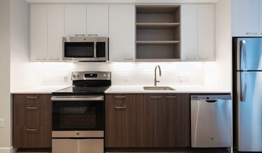 50 Rogers St, Unit 515 in Cambridge, MA - Building Photo - Building Photo