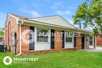 5208 Terrace Green Cir in Louisville, KY - Building Photo - Building Photo