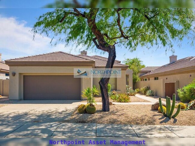 7105 E Sleepy Owl Way in Scottsdale, AZ - Foto de edificio - Building Photo