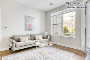 139 Washington St in Boston, MA - Building Photo