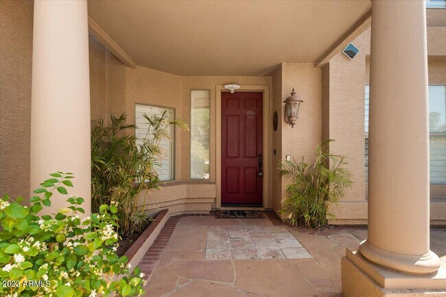 6321 W Buckskin Trail in Phoenix, AZ - Building Photo - Building Photo