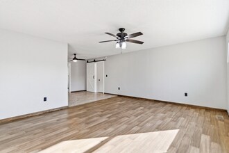 405 Lake Dr in Branson, MO - Building Photo - Building Photo