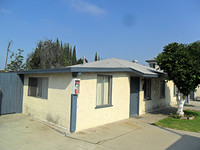 2320-24 1/2 W. 250th St. in Lomita, CA - Foto de edificio - Building Photo