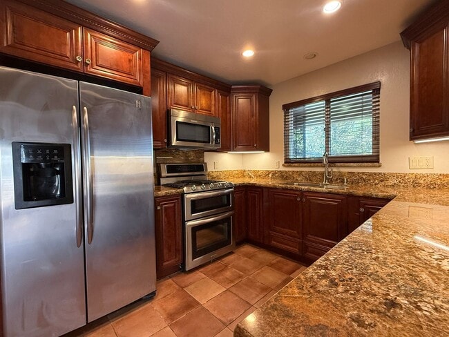 1676 Woodridge Way in San Jose, CA - Building Photo - Building Photo