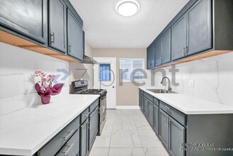 1434 S Sycamore St in Santa Ana, CA - Foto de edificio - Building Photo