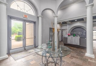 Brandywine Woods Apartment Homes in Bear, DE - Foto de edificio - Building Photo