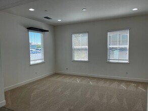 5802 Addax Ct in Rocklin, CA - Building Photo - Building Photo